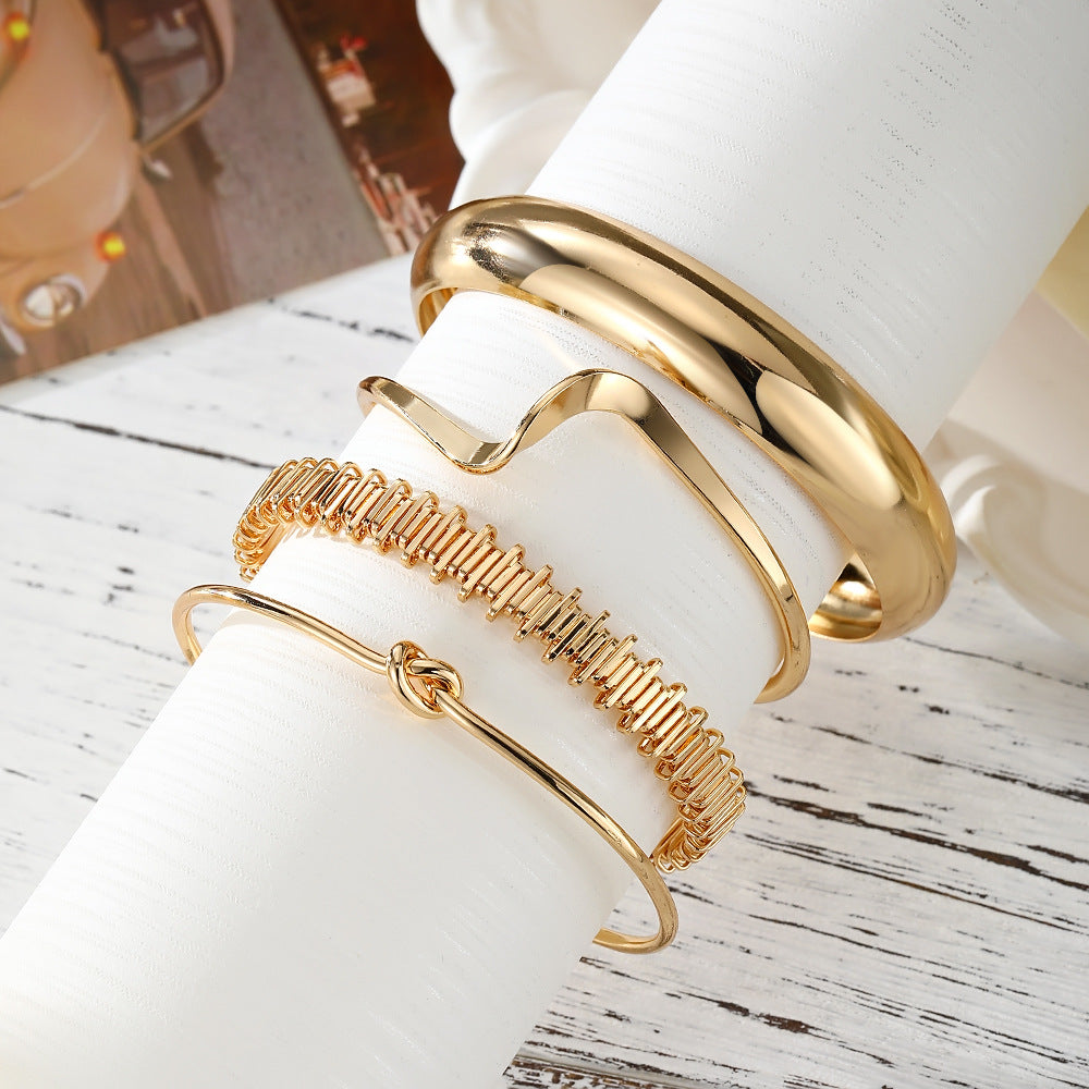 Geometric Circular Open Bracelet