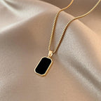 Niche 18K Gold Black Necklace - Viexta
