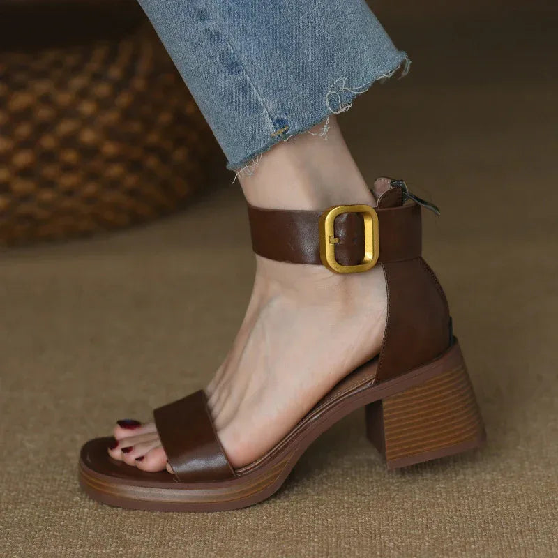 British Retro Strap Chunky Heel - Viexta