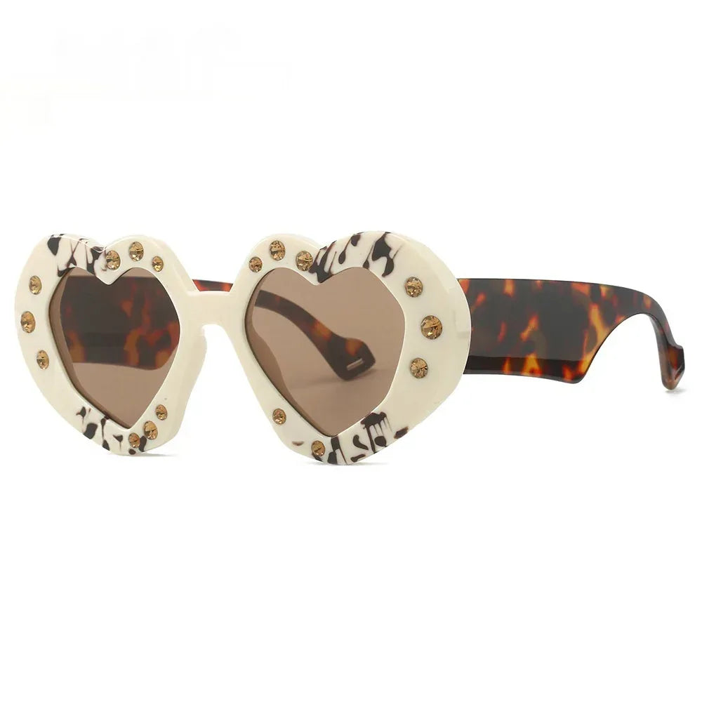 Diamond-Encrusted Heart-Shaped Sunglasses - Viexta