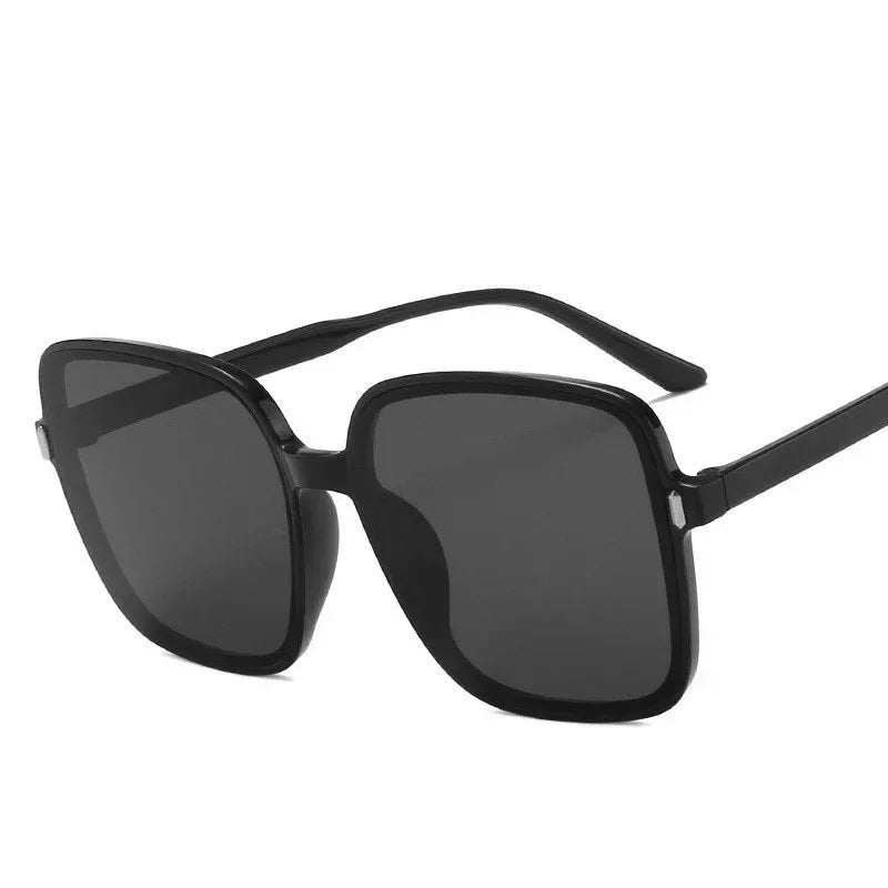 Big Square Sunglasses - Viexta