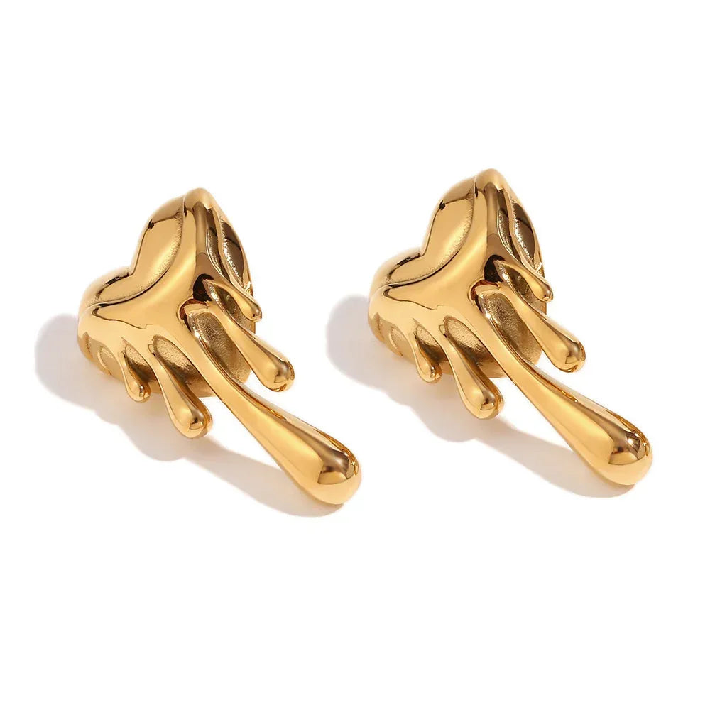 Elegant Heart Stud Earrings - Viexta
