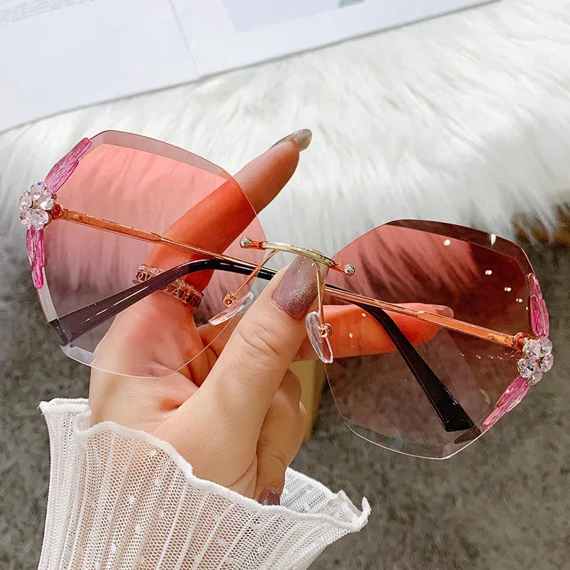 rhinestone-thin-looked-uv-protection-sun-glasses - Viexta