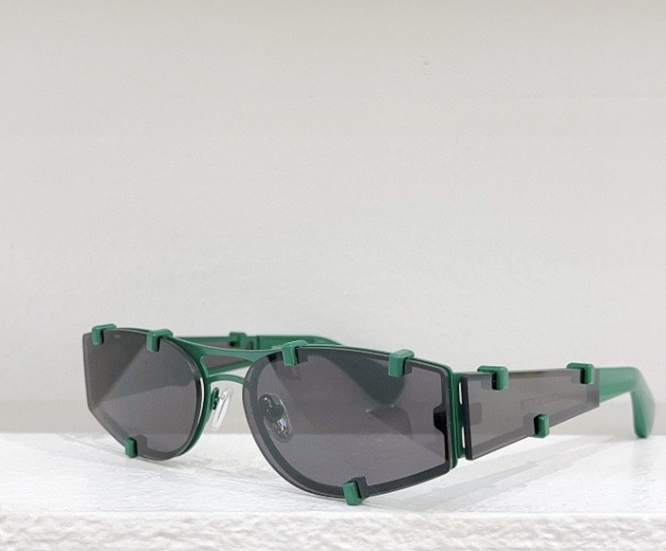 Fashionable metal men's cat-eye sunglasses, face-flattering small sunglasses