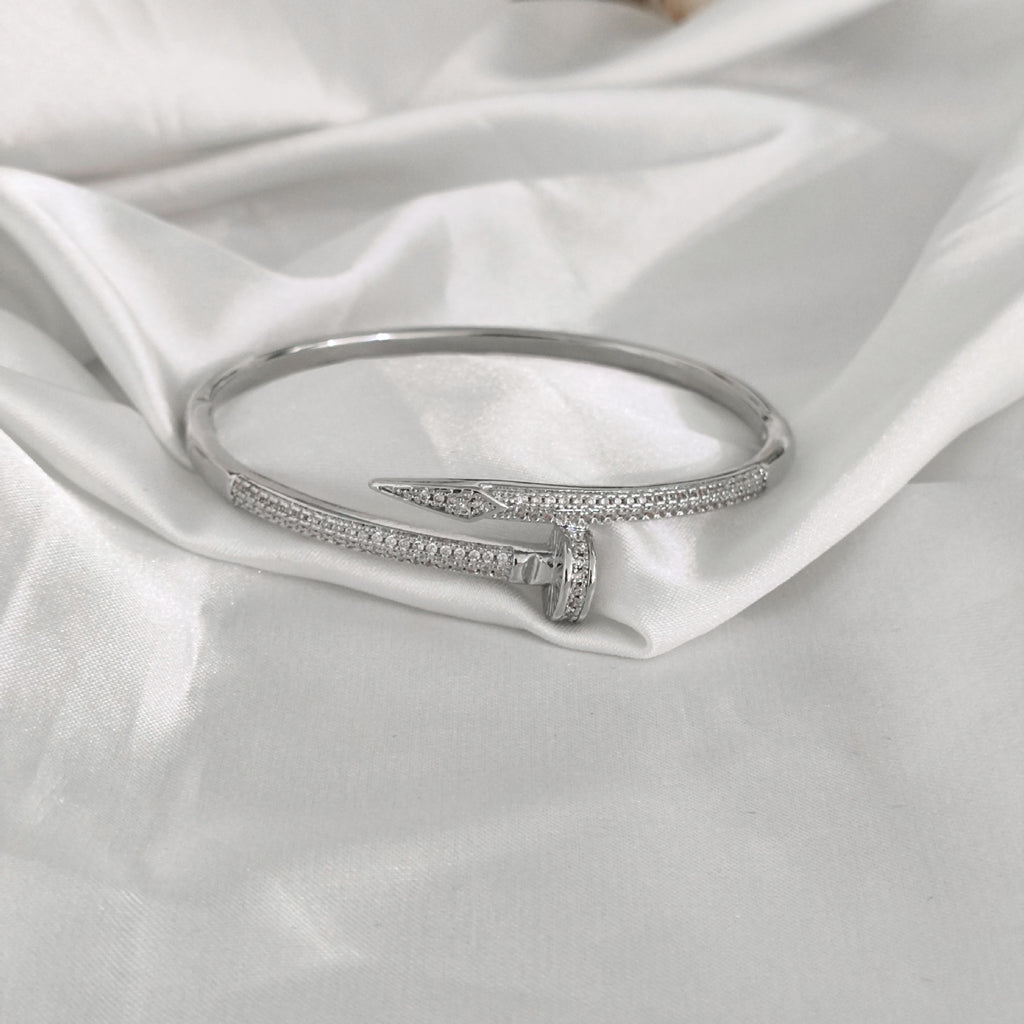 V Gold Classic Full Rhinestone Stud Bracelet with Diamond-Encrusted Ends, Thick 18K Rose Gold Plated, Luxury Couple Bracelet