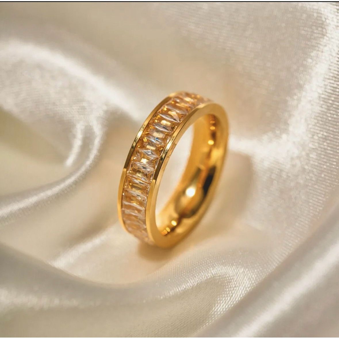 18K Baguette Ring