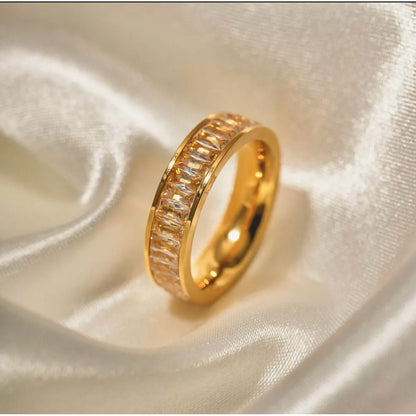 18K Baguette Ring