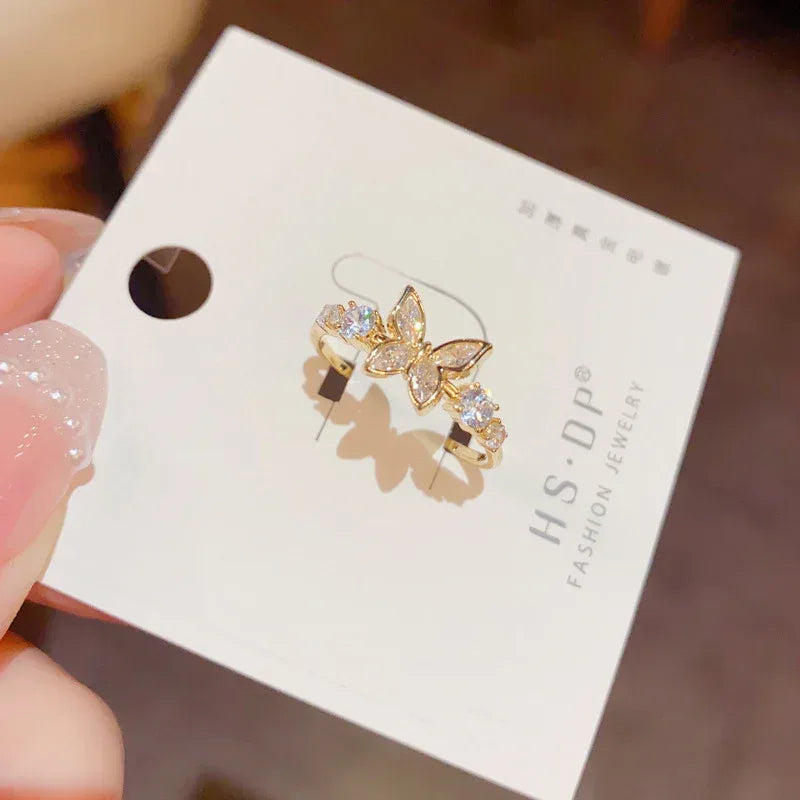 Diamond Mounted Butterfly Niche Ring - Viexta