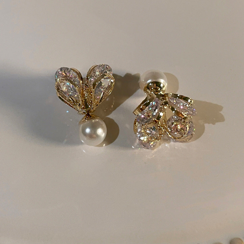 Zircon Heart Pearl Earrings