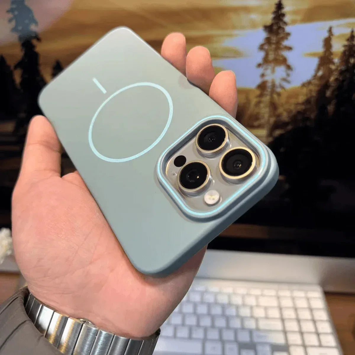 Soft Fine Circle Magnetic iPhone Case - Viexta