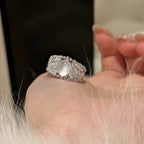 Simple Diamond Studded Vintage Ring - Viexta
