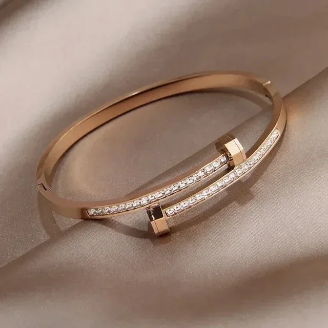 Micro Inlaid Zircon Nail Kada - Viexta