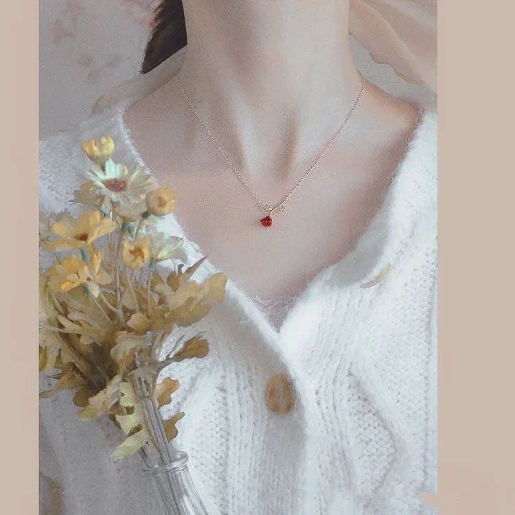 French Rose Wine Red Zircon Necklace - Viexta
