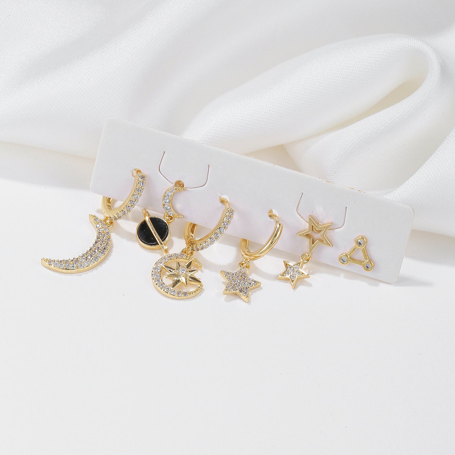 Lunar Earcuff