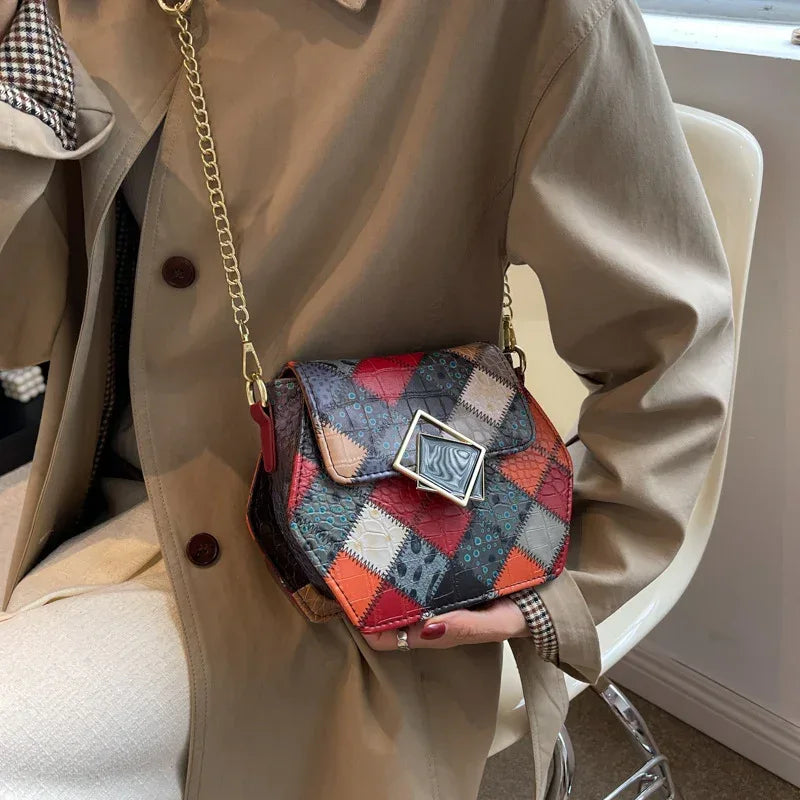 Textured Stitching Chain Small Square Bag - Viexta