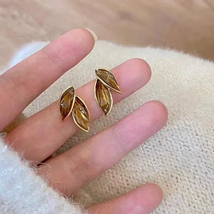 Leaf-shaped Earring - Viexta