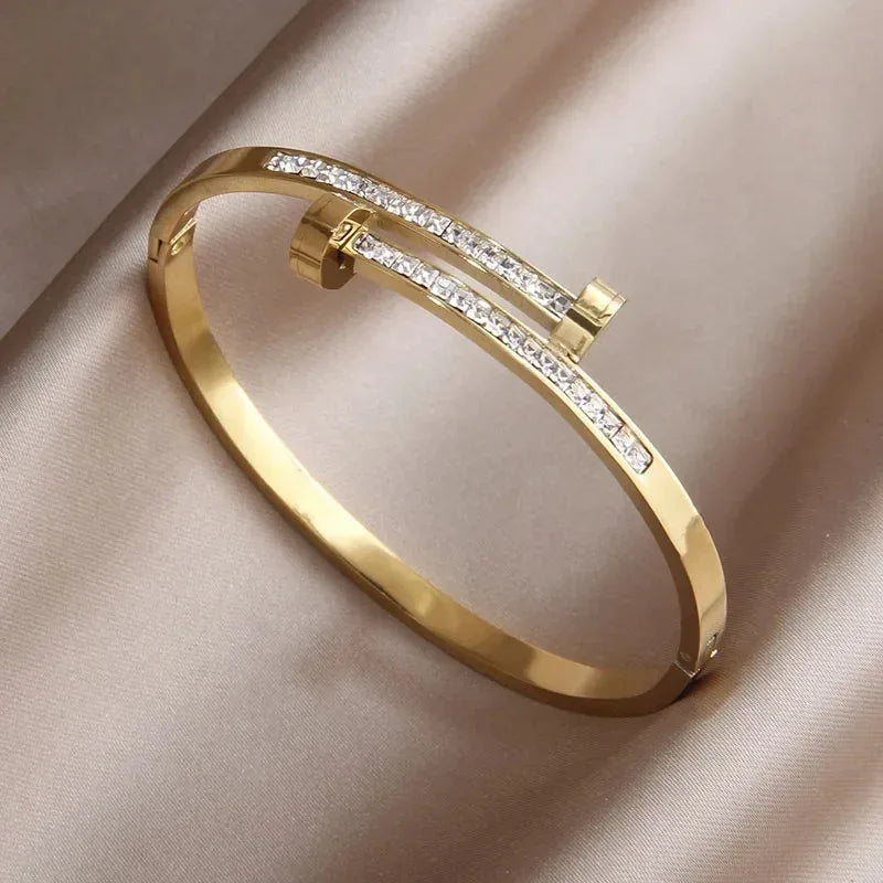 Micro Inlaid Zircon Nail Kada - Viexta