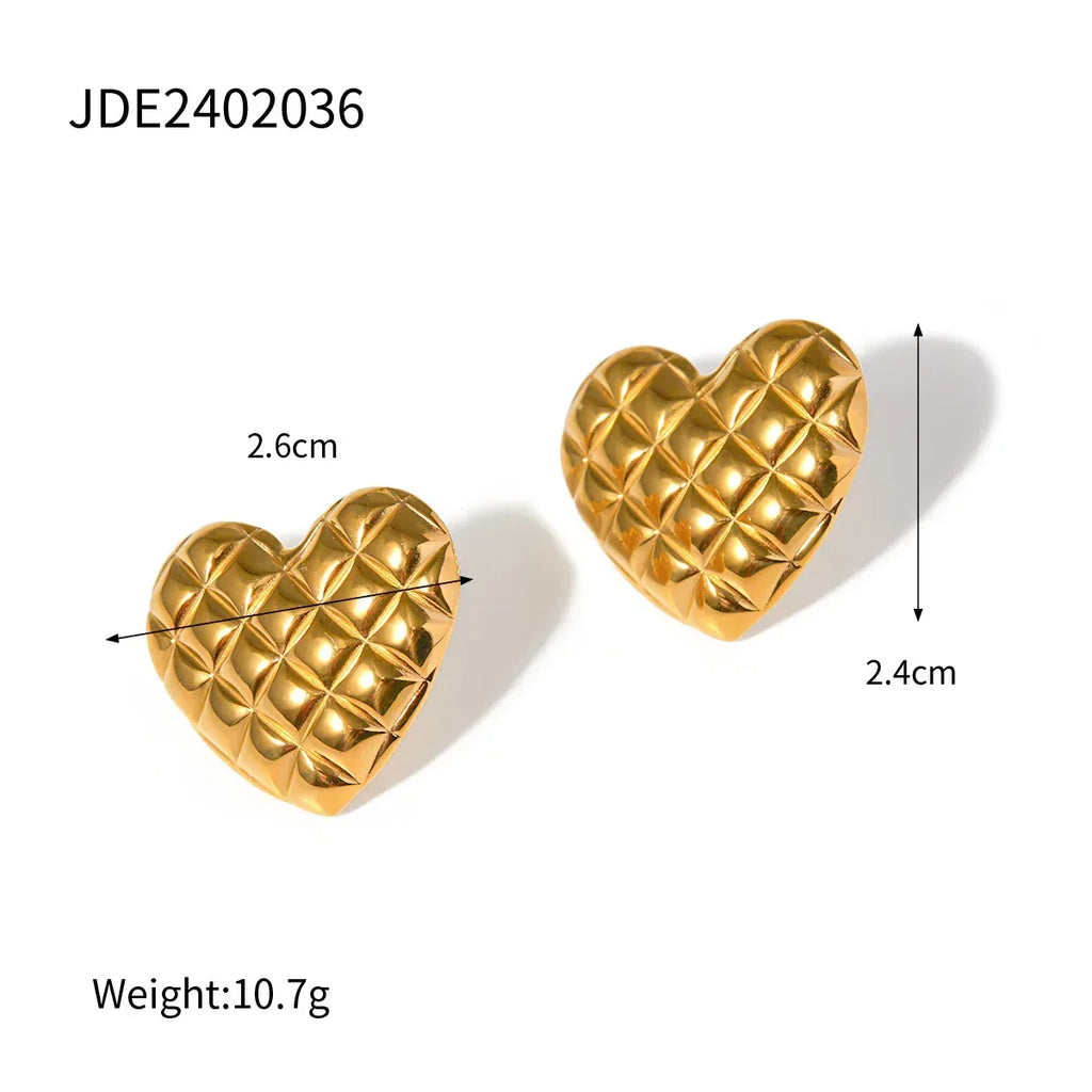 Stainless Steel Diamond Patterned Heart-shaped Studs - Viexta