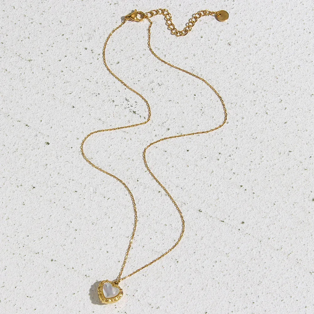 18k Gold Plating Vintage Shell Love Necklace - Viexta