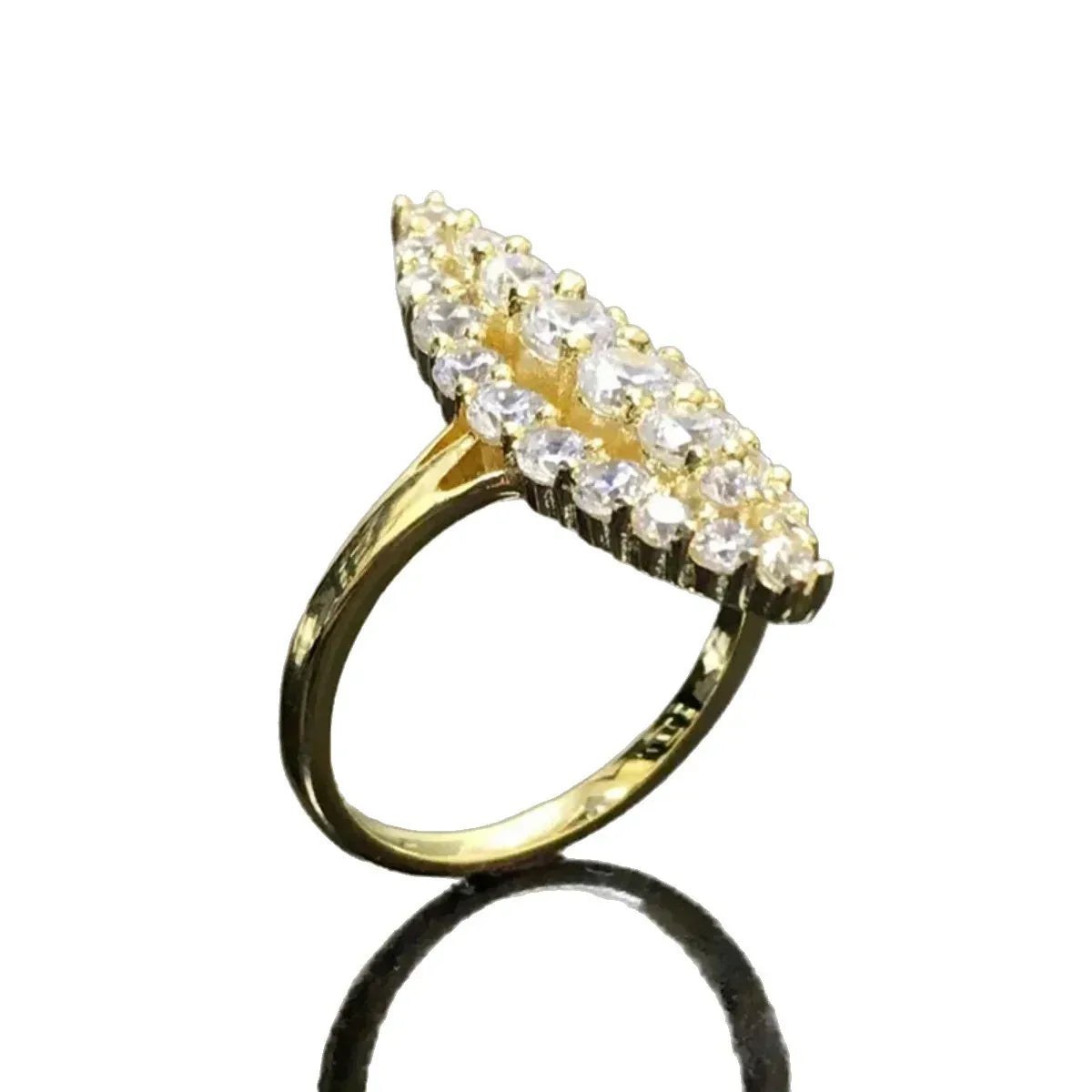 Women's Fashion Casual Full Diamond Ring - Viexta