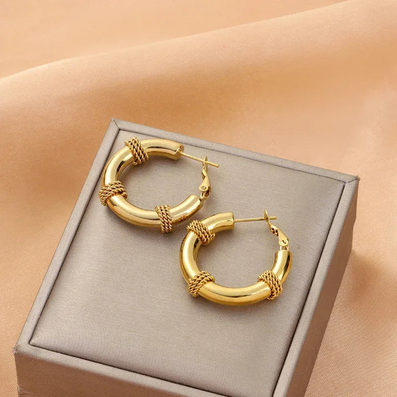 18k Trendy Hoops - Viexta