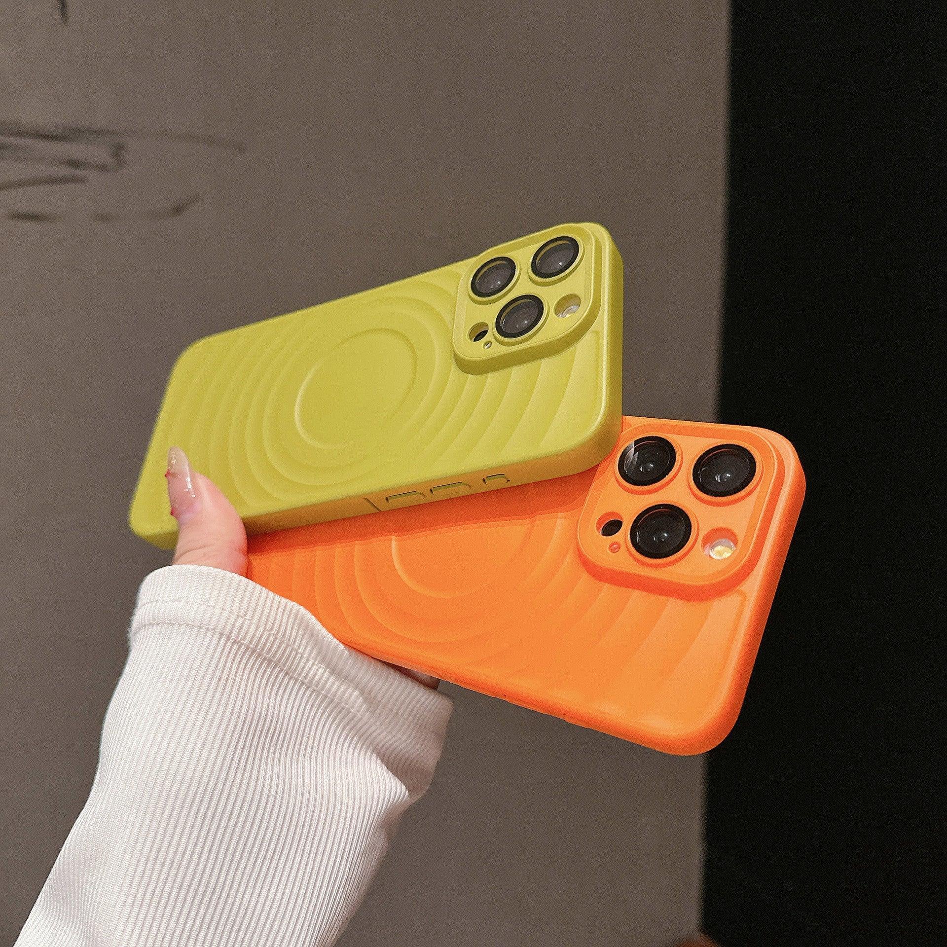 oil-magnetic-drop-resistant-iphone-cover-1 - Viexta