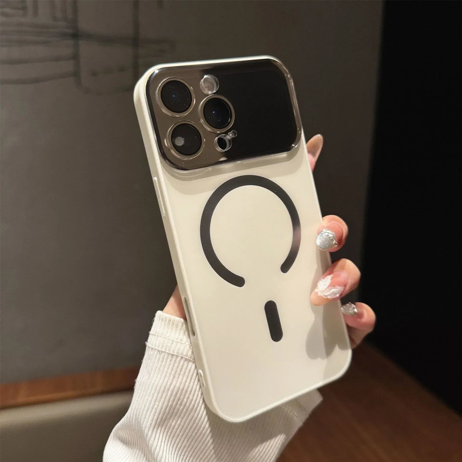 Large Window Frosted Magnetic iPhone Case - Viexta