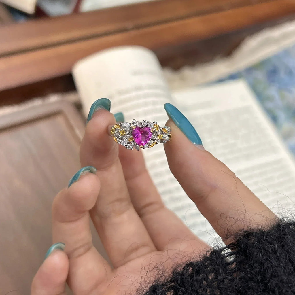 Luxury Retro Flowers Peach Ring - Viexta