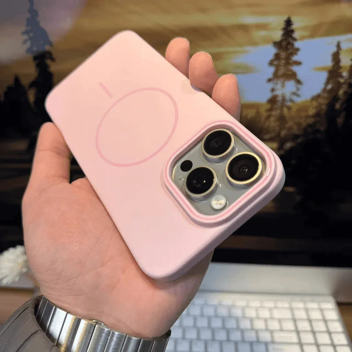 Soft Fine Circle Magnetic iPhone Case - Viexta