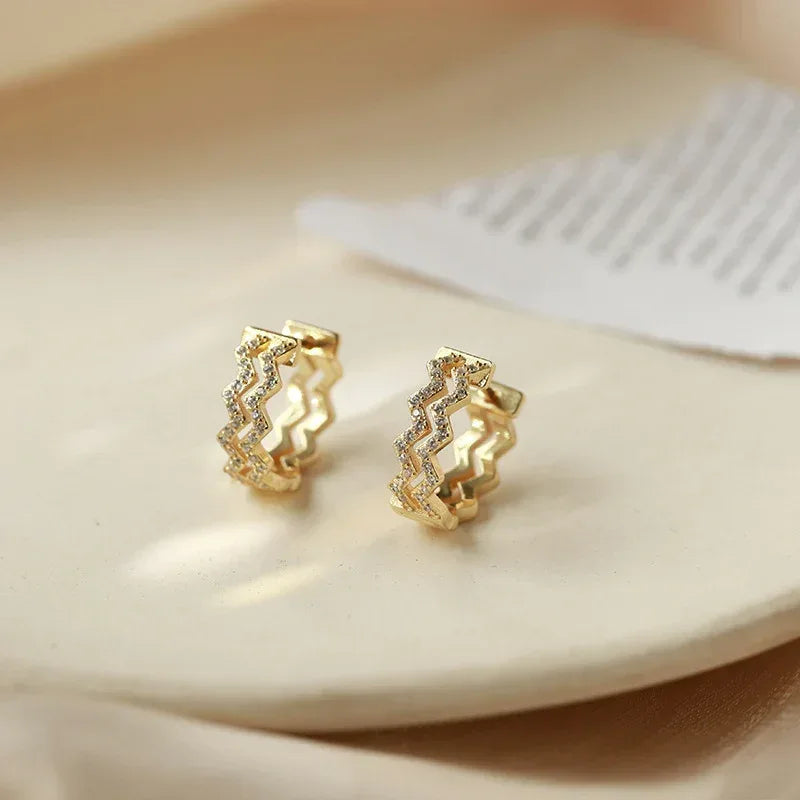 Diamond-embedded Gold-plated Versatile Earrings - Viexta