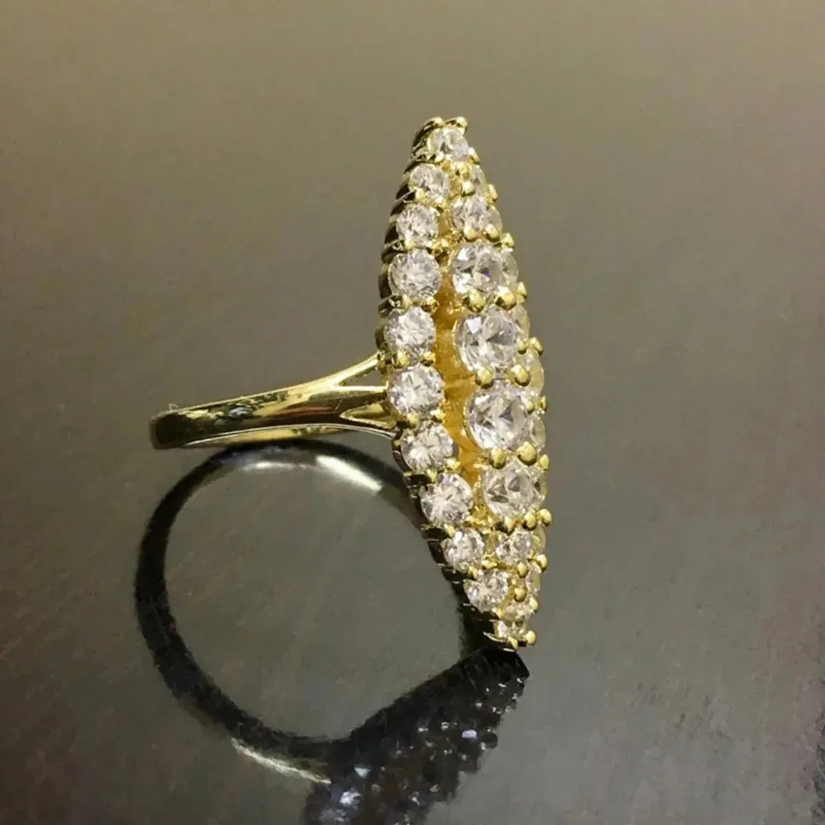 Women's Fashion Casual Full Diamond Ring - Viexta