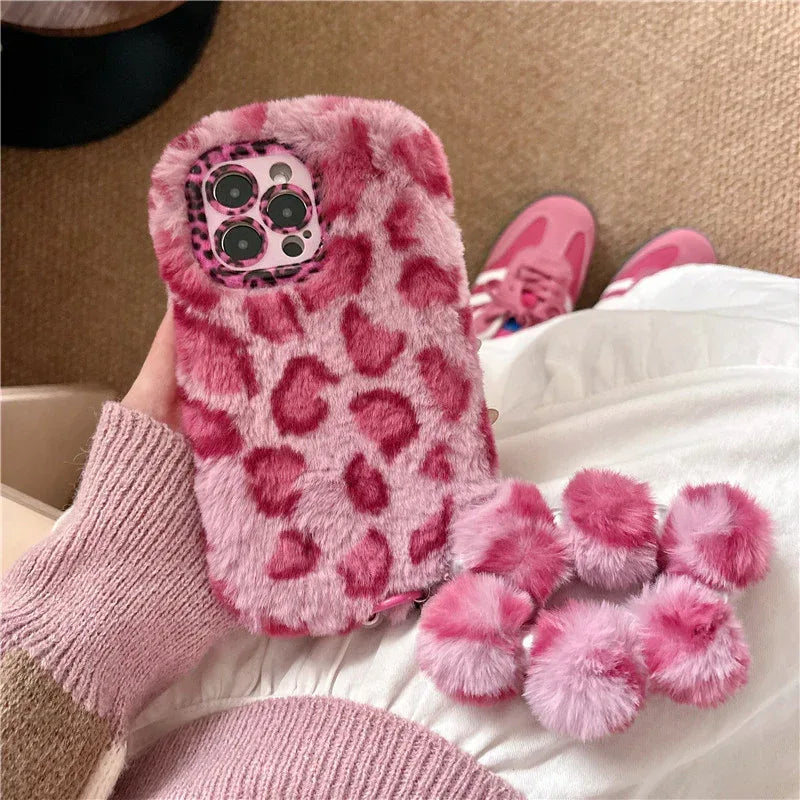 personalized-leopard-print-winter-plush-iphone-case - Viexta