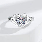 Moissanite Heart Ring - Viexta