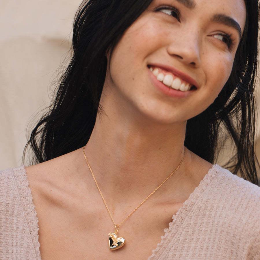 Heart Box Pendant Neckwear - Viexta