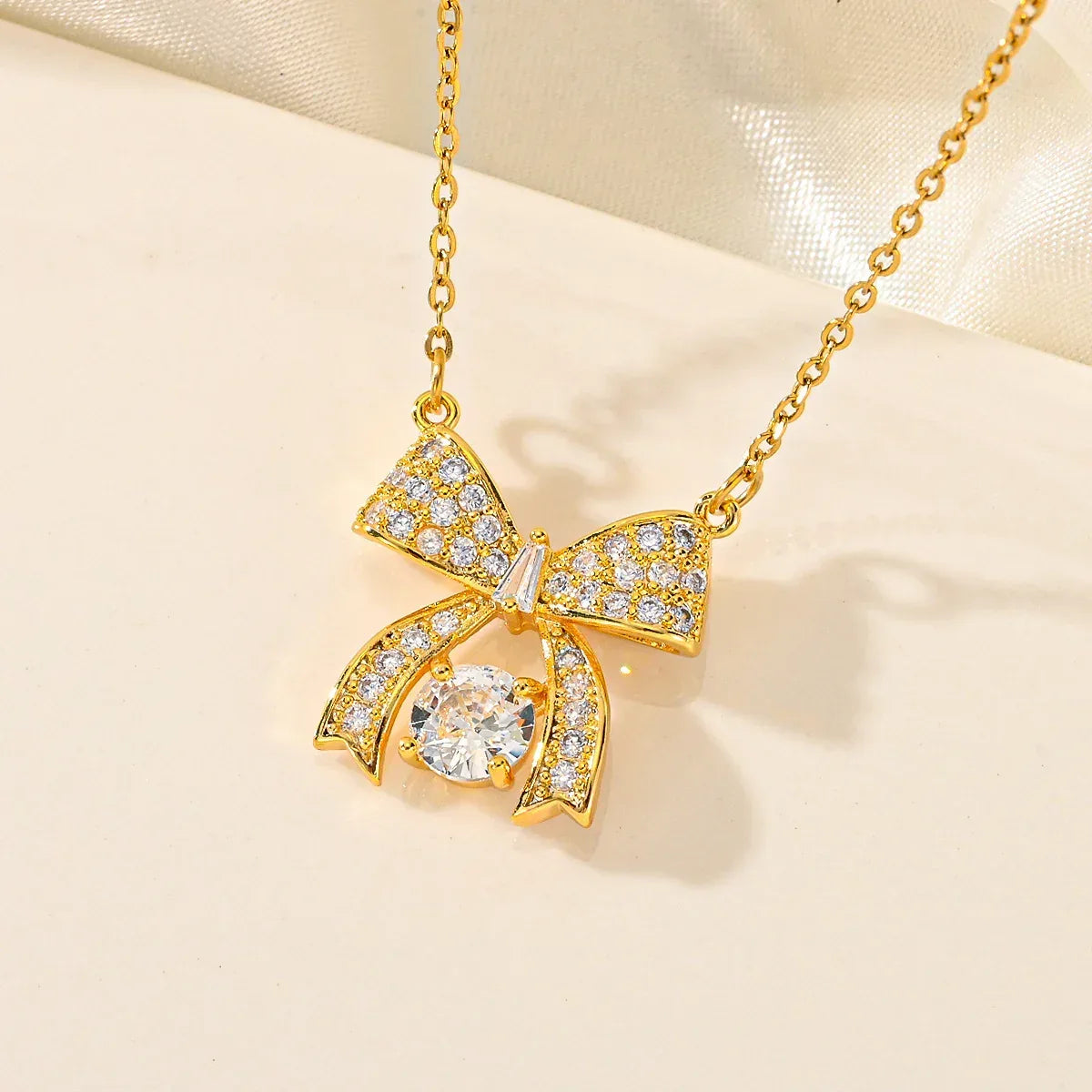 Bow Gang Drill Necklace - Viexta