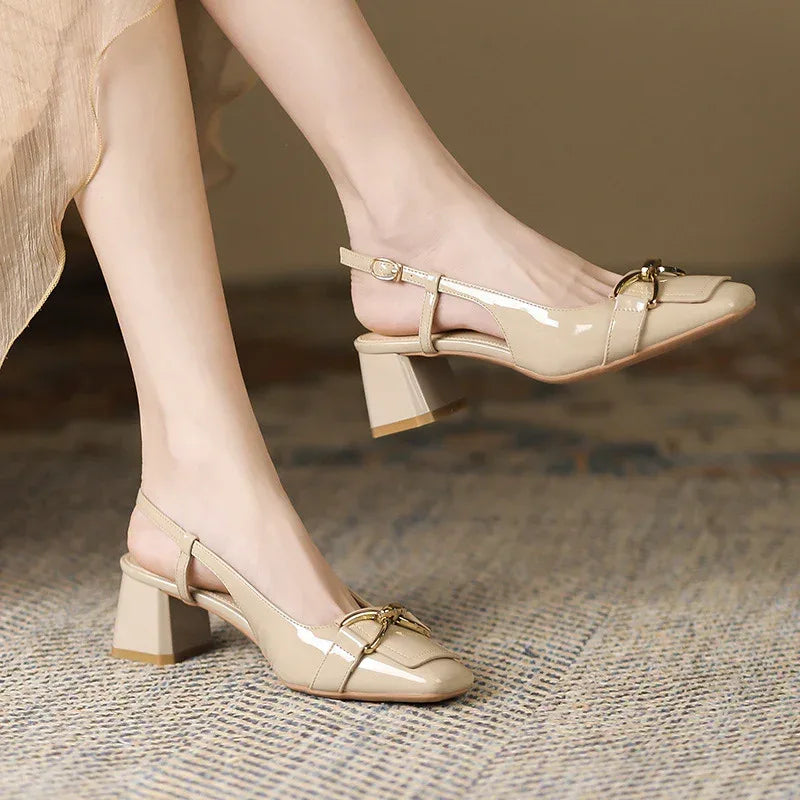 Horsebit Buckle High Heels - Viexta