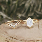 Gold Wheat Shape Rectangular Zircon Ring - Viexta