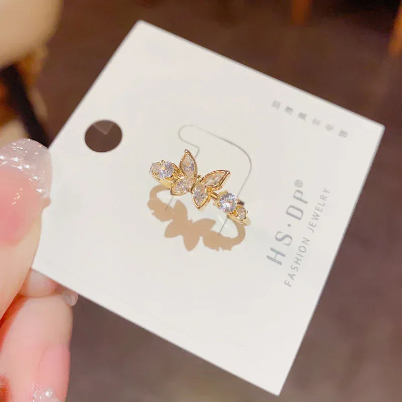 Diamond Mounted Butterfly Niche Ring - Viexta