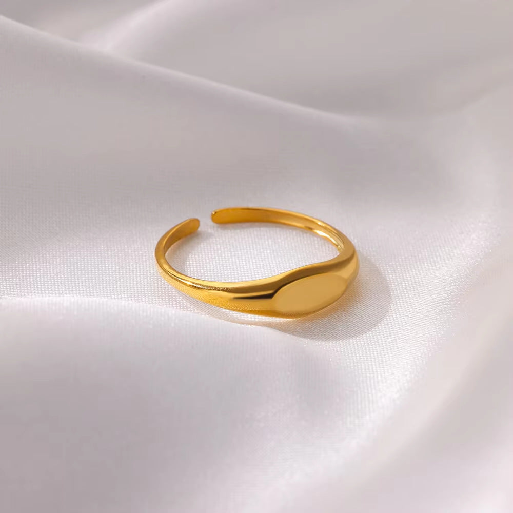 18K Gold Korean Minimalist Ring