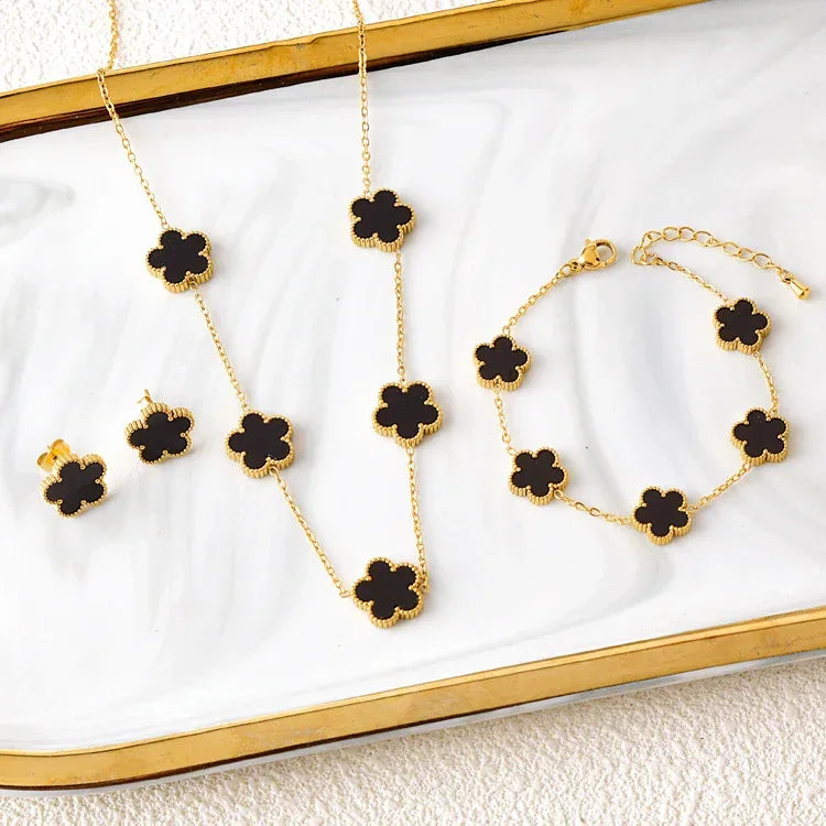Five-leaf Flower Necklace Set - Viexta