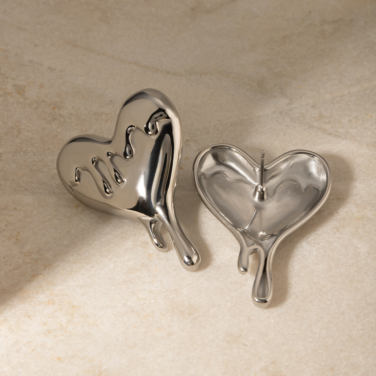 18K Melting Love Heart Earrings