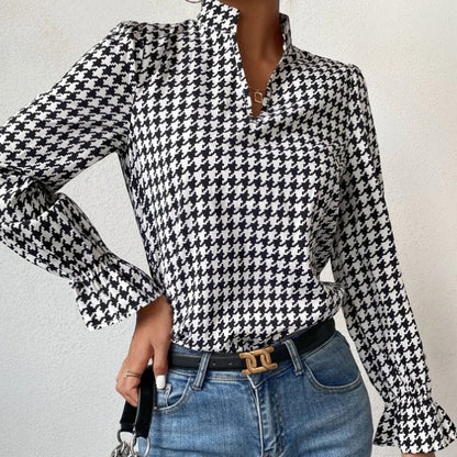 Houndstooth V-neck Long Sleeve Top