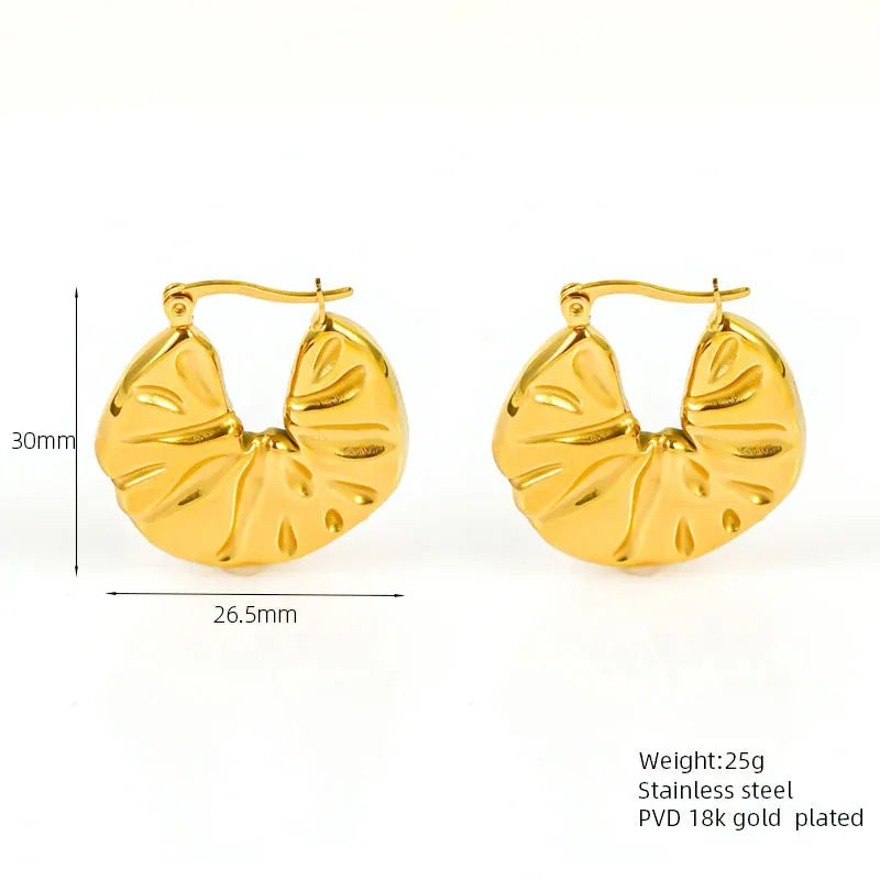 Titanium Steel Irregular Pleated Hammer Pattern Ear Clip - Viexta