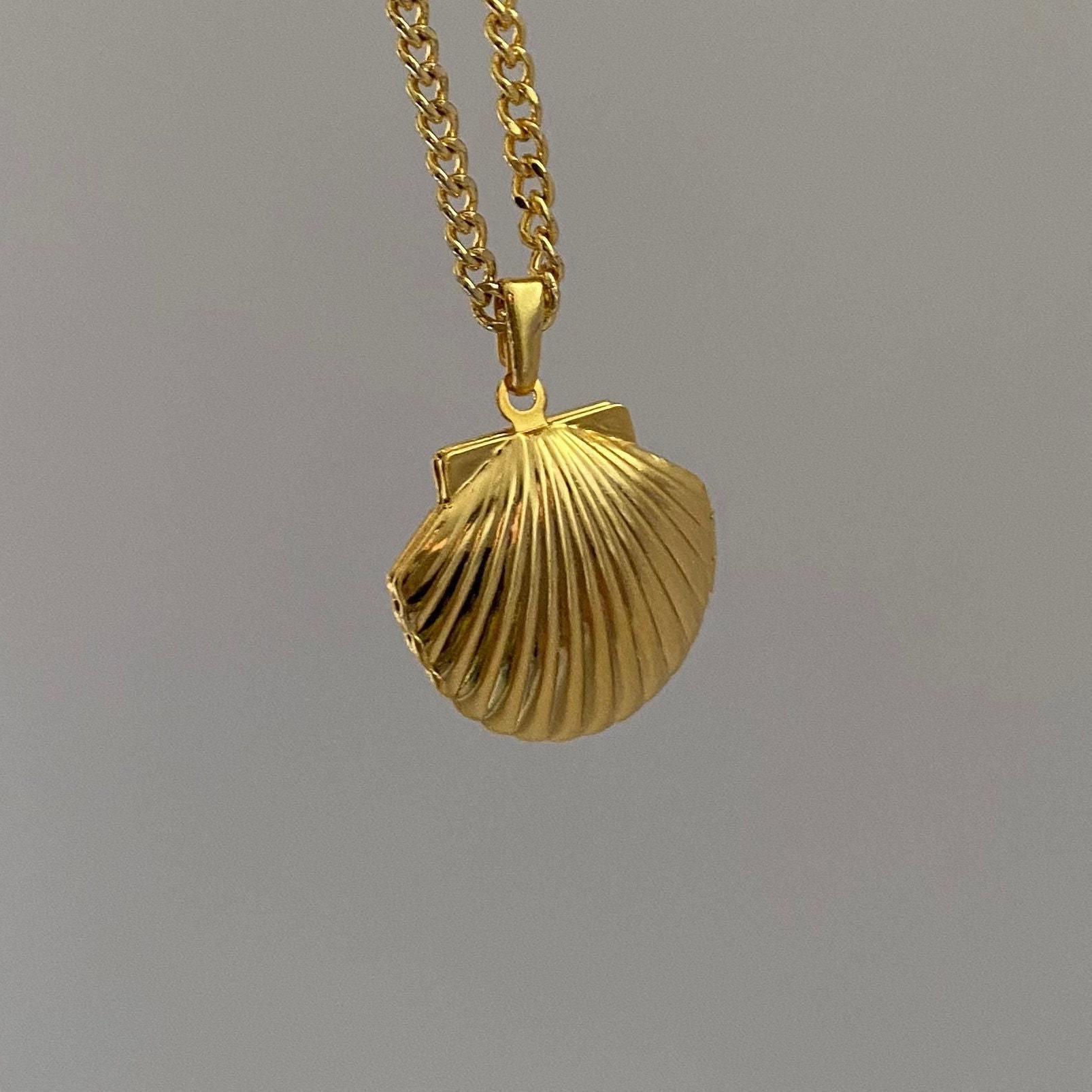 Shell Titanium Steel Album Necklace