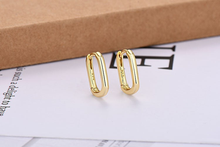 Entry Lux U-shaped Earring