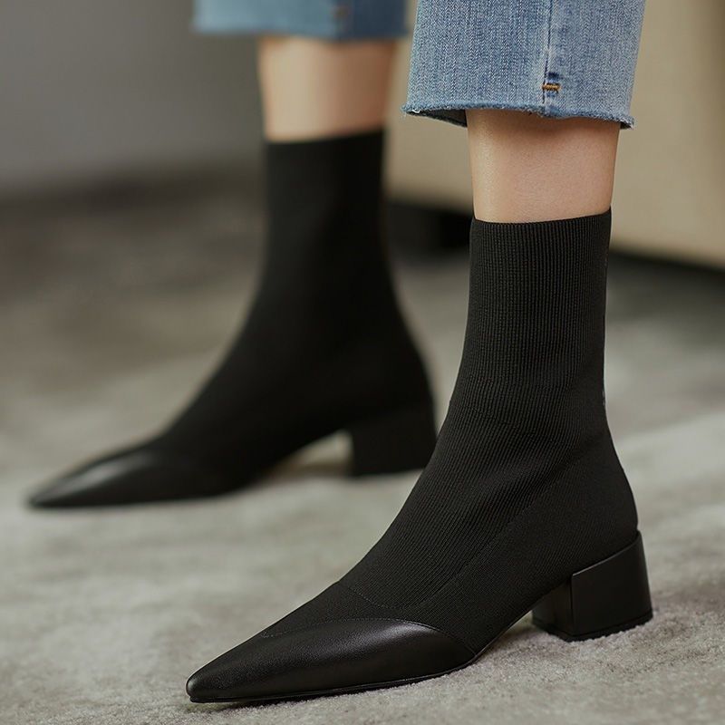 Yarn Pointed Chunky Heel Boots