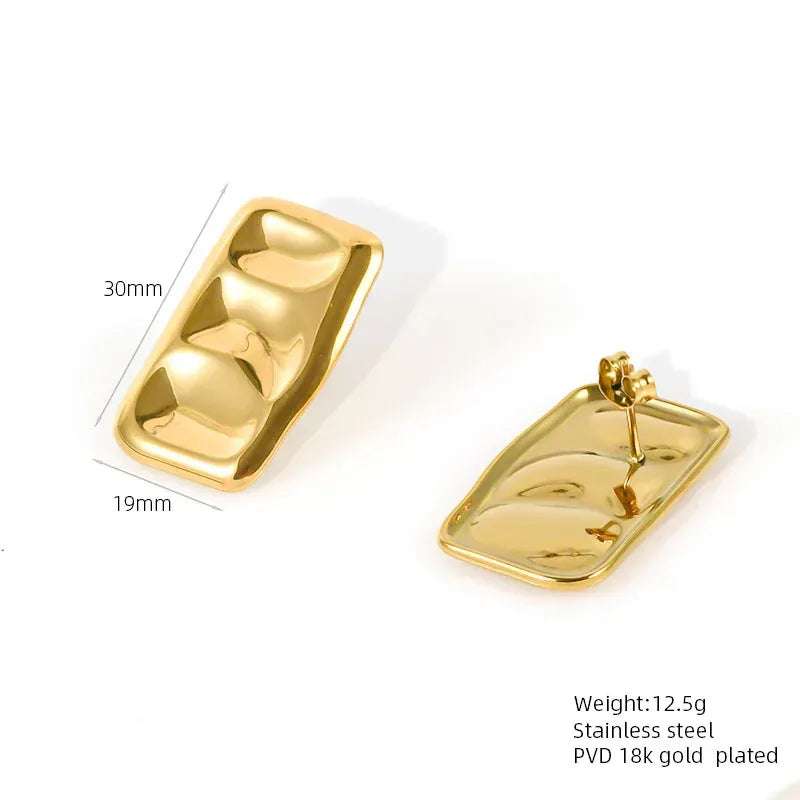 Titanium Steel Irregular Pleated Hammer Pattern Ear Clip - Viexta