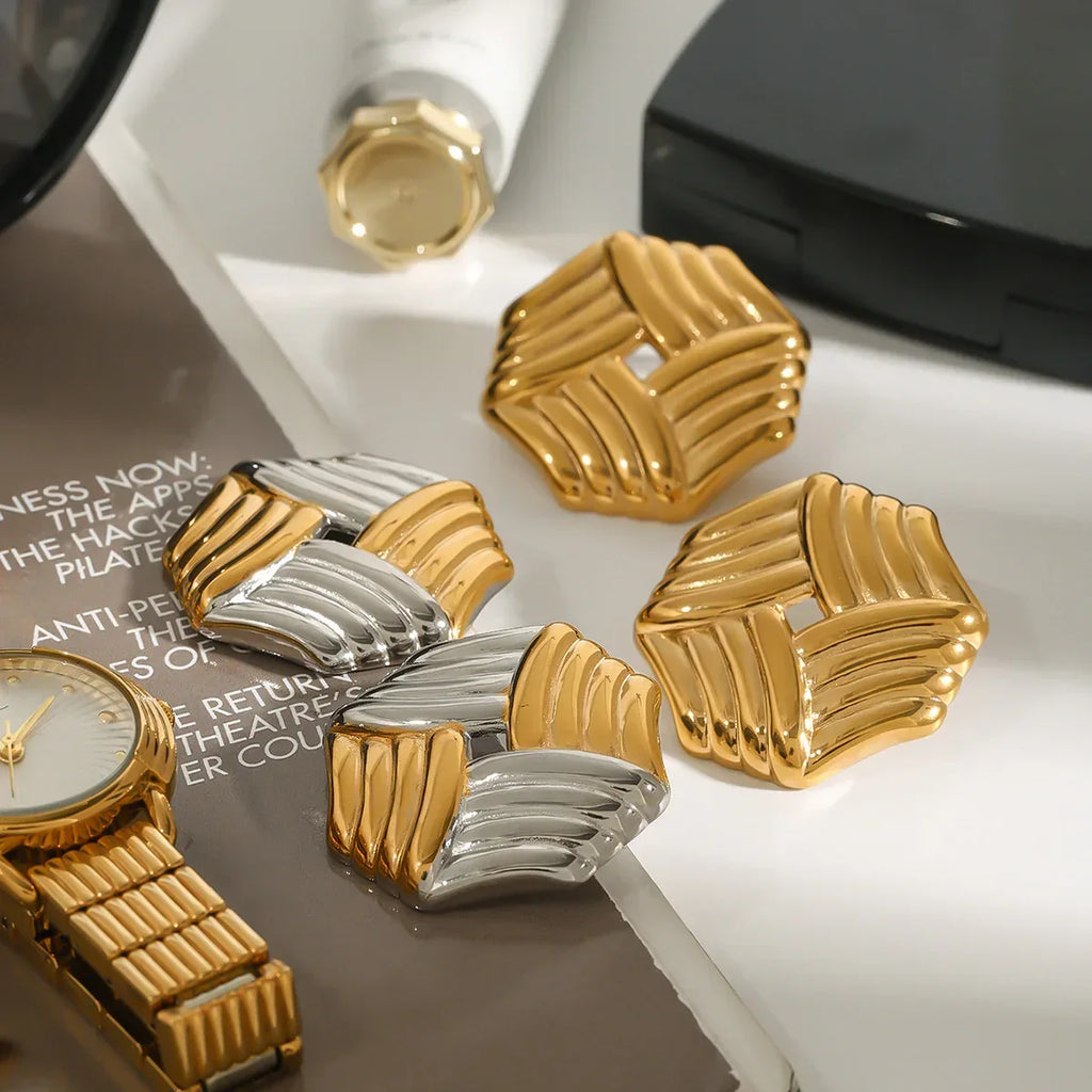 Vanessa Criss Cut Gold Earrings - Viexta