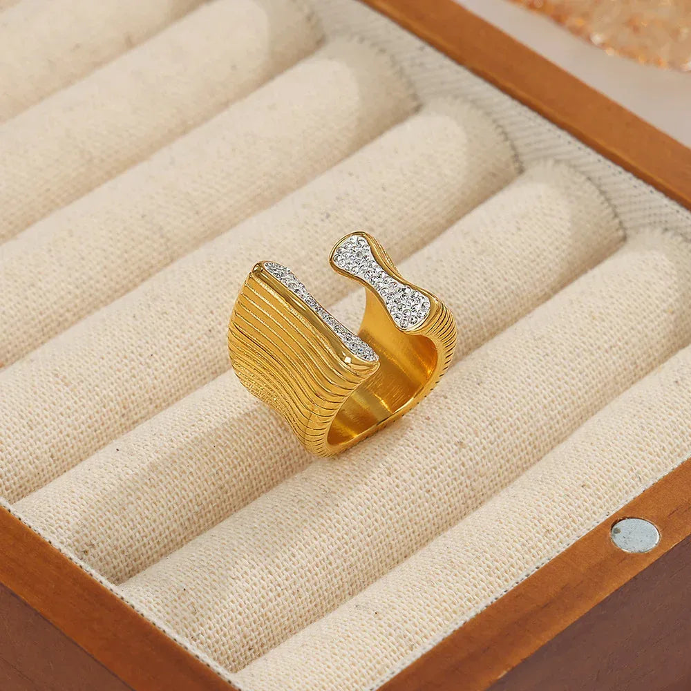 French Shell Texture Ring - Viexta