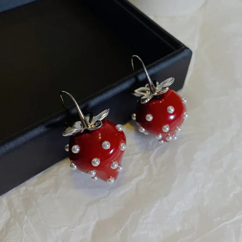Small Tea Red Strawberry Pearl Resin Earrings - Viexta